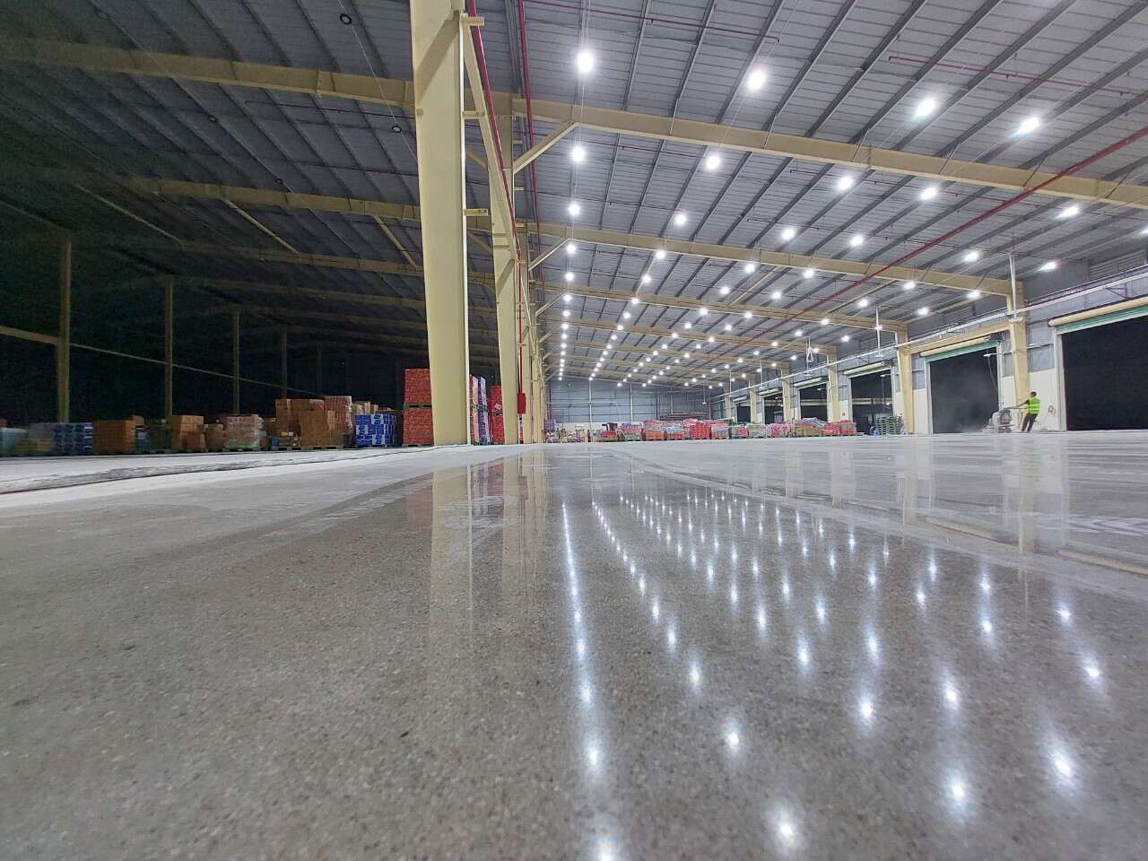 Bảo trì sàn bê tông sau khi mài