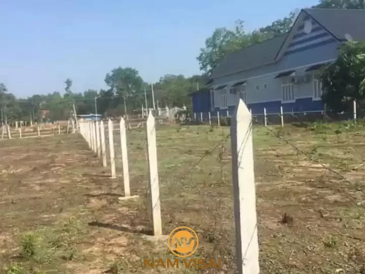 Thi công cột rào bê tông