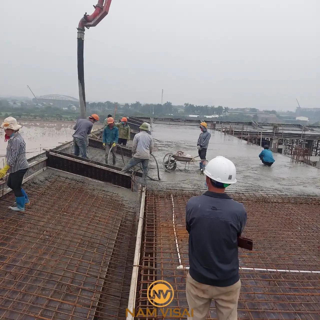 Nhà cung cấp bê tông tươi đổ mái uy tín – Namvisai