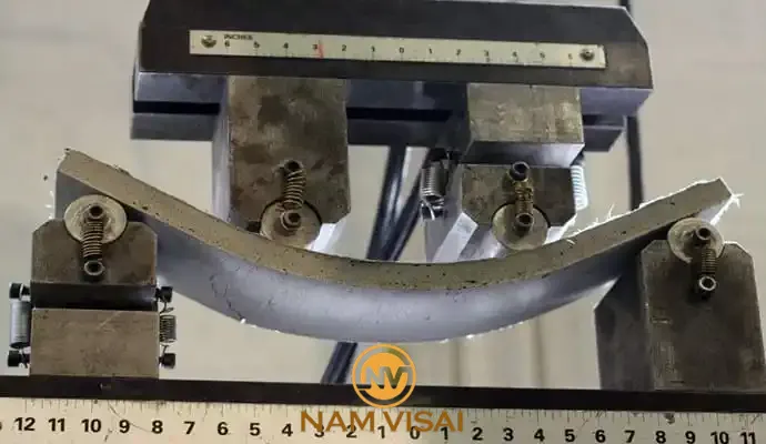 Hướng dẫn thi công xi măng dẻo vá tường trong 10 phút