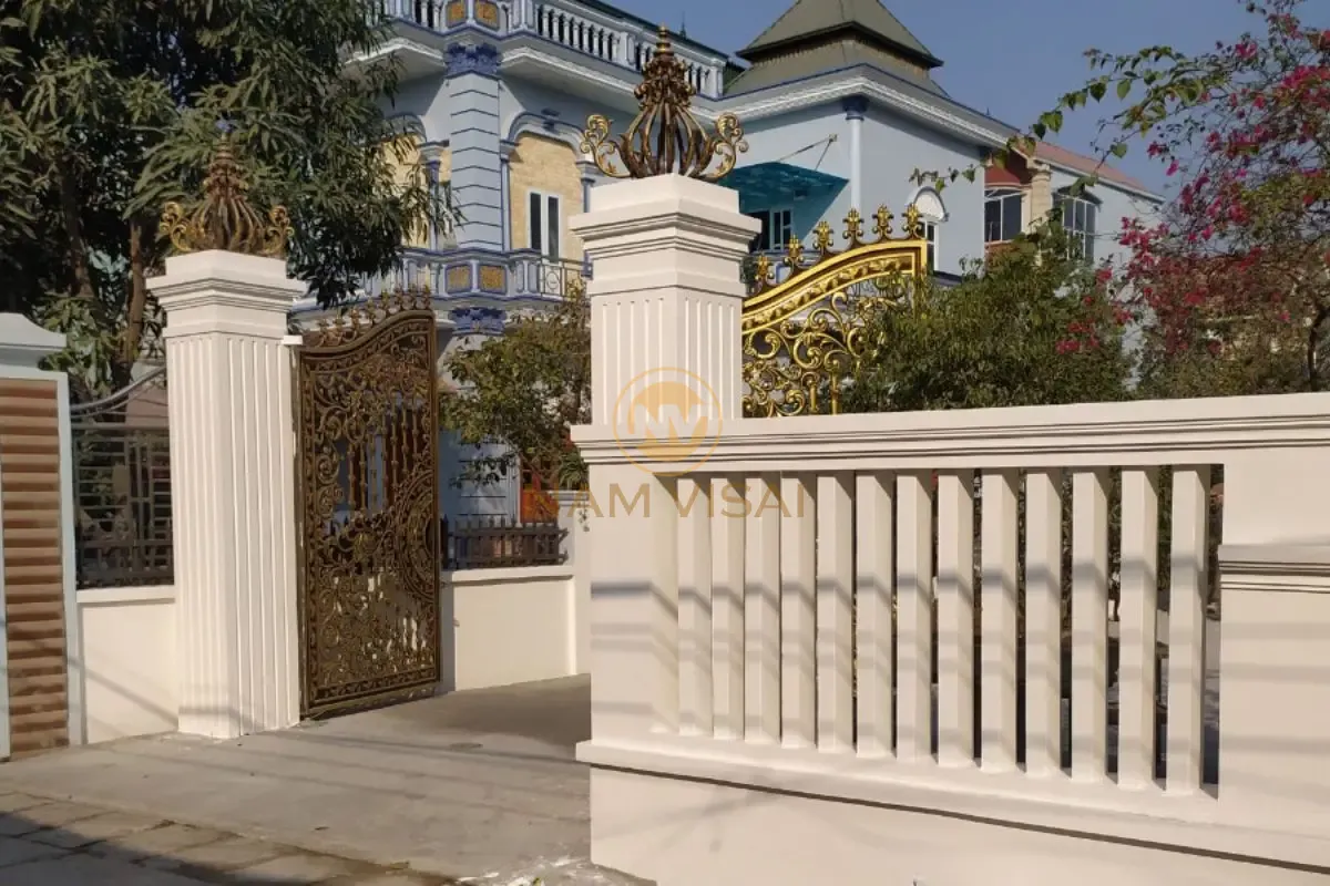 Hàng rào bê tông đúc sẵn dạng nan dọc