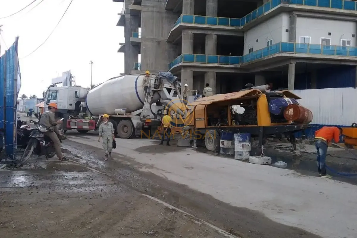 Dịch vụ bơm bê tông tươi Bình Định giá rẻ